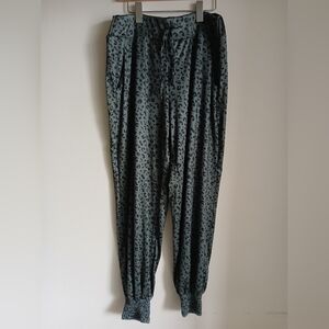 NWT Emery Rose Jogger Pants Size 1XL